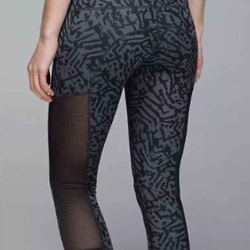 Hot to street crops luxtreme , size 4